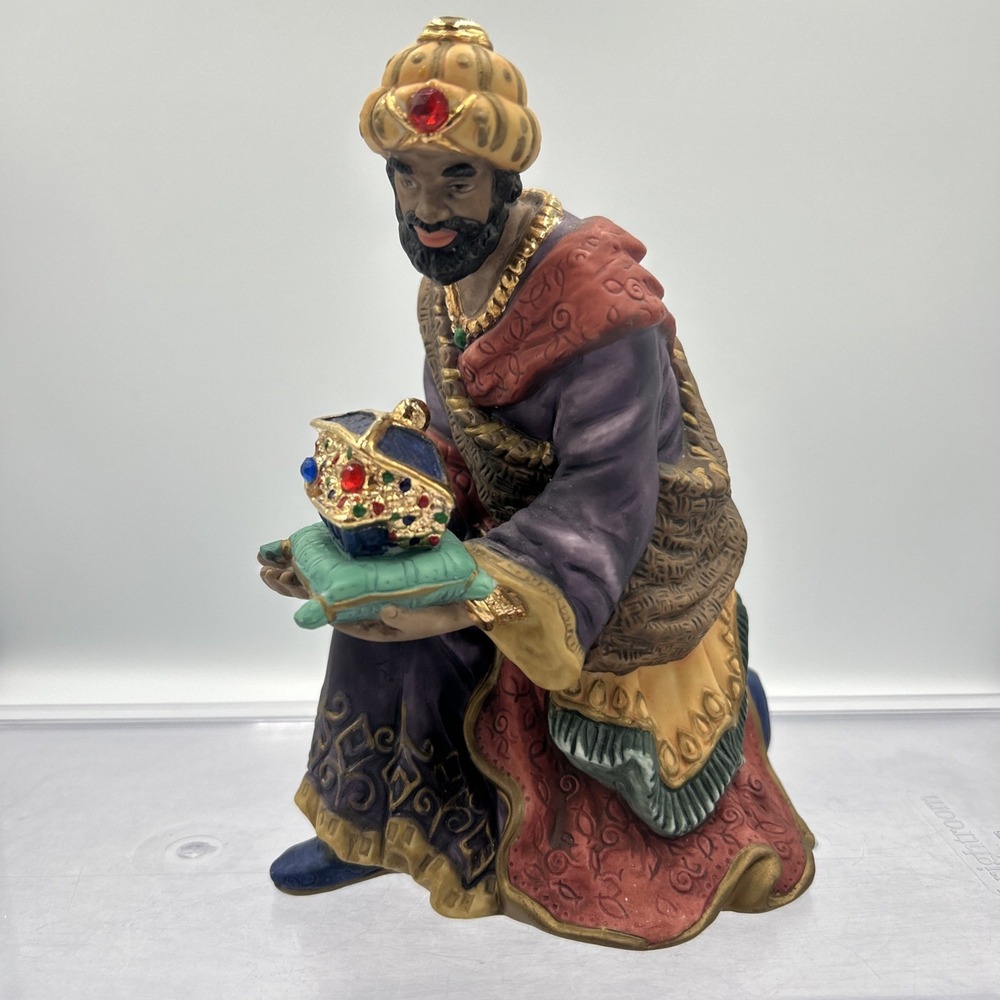 Kirkland Signature Nativity Replacement WISEMAN Kneeling Figurine 75177